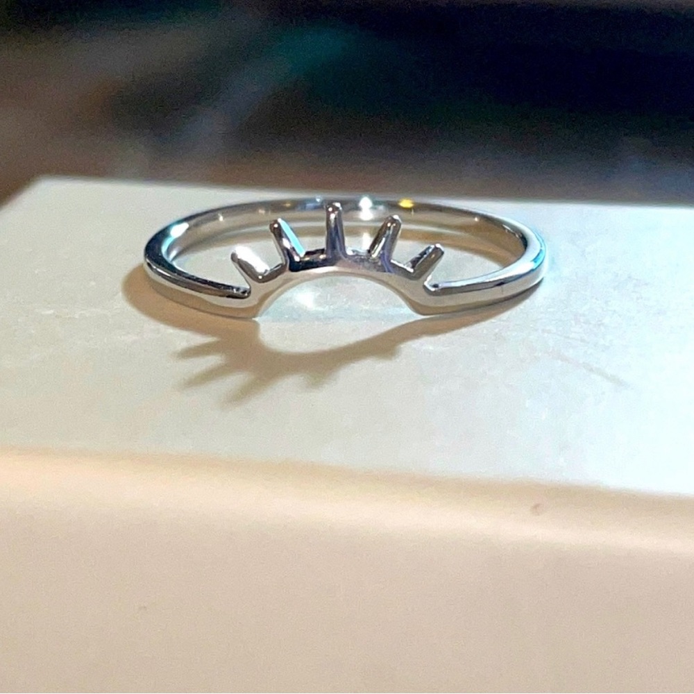 Pura Vida Silver Half Sun/Eye Ring NWOT